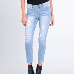 JBD Mid Rise Distressed Skinny Jean | Size 28